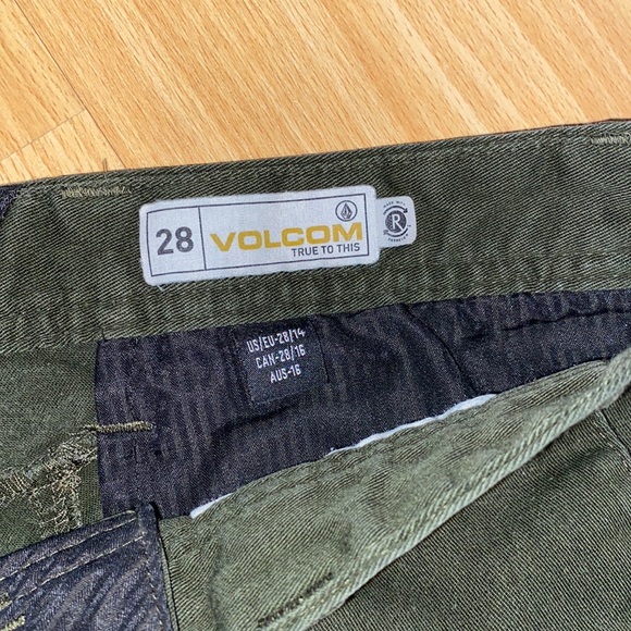 volcom pants - Picture 2 of 3